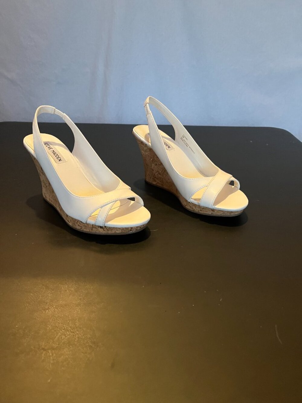 Steve Madden Size 8 White Patton Leather and Cork Lifted Sandals Never Worn
